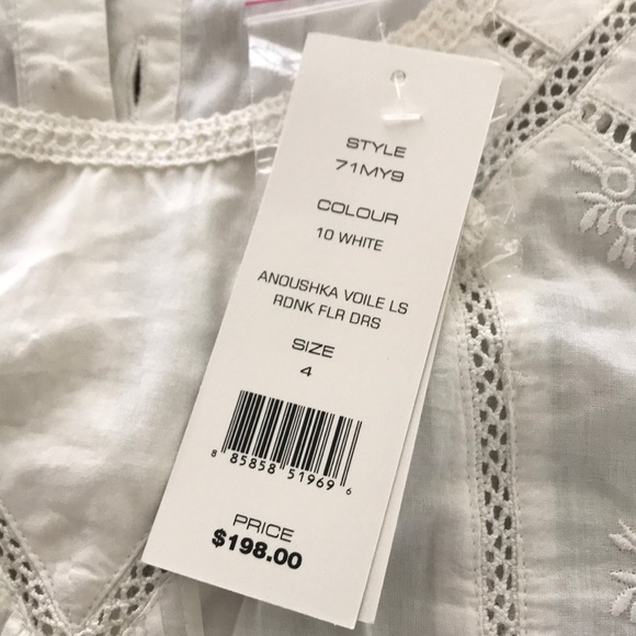 NWT French Connection dress. Size 4. - Picture 5 of 8